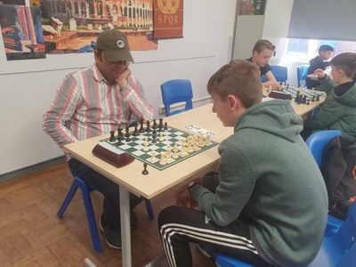 u18-r4-3