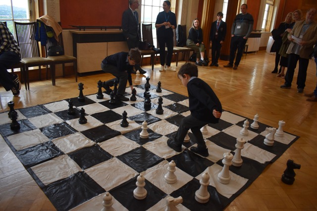 large-set-playing