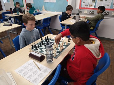 u12-r3-1
