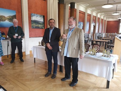 intro-awards