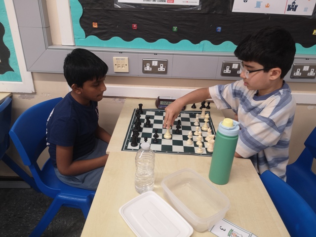 u12-rd4-3