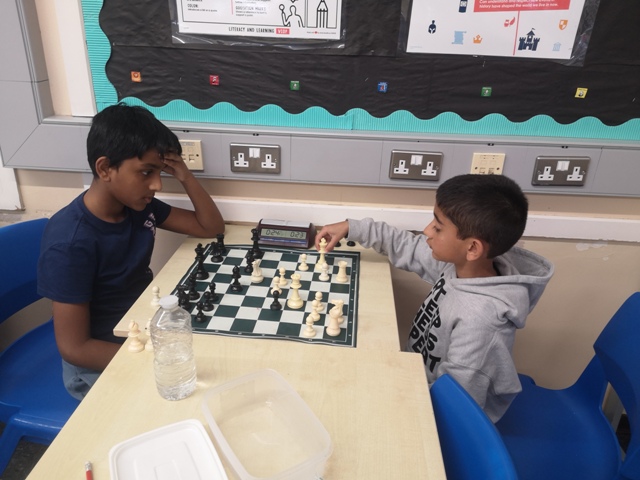 u12-rd5-3