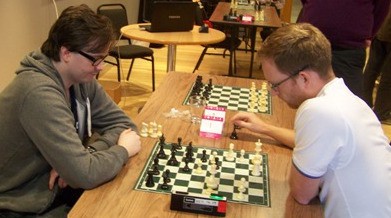 Rd 8: Redman vs Lavery