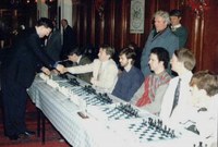 Des Forson shaking hands with Ray Keene; Belfast City Hall 1991